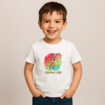 Photo en studio du TShirt pour garçon "Cosmic Kid" Arc-en-ciel