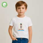 Photo en studio du TShirt Bio pour garçon "Petit Cœur, Grand Rêveur"